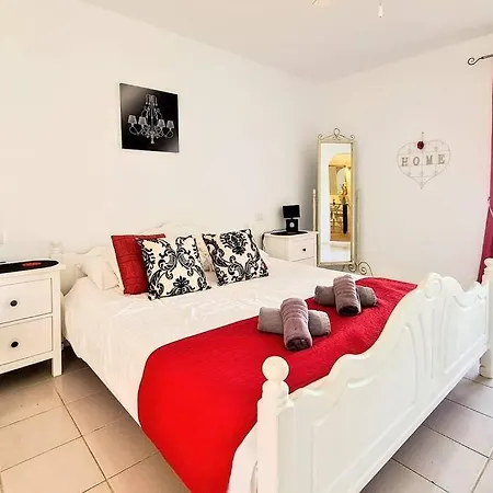 Stunning Sea View With 6 Bedrooms & Heated Pool - Renaissance Villa Playa Blanca (Lanzarote)