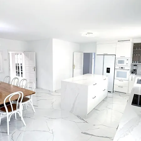 Villa Stunning Sea View With 6 Bedrooms & Heated Pool - Renaissance *